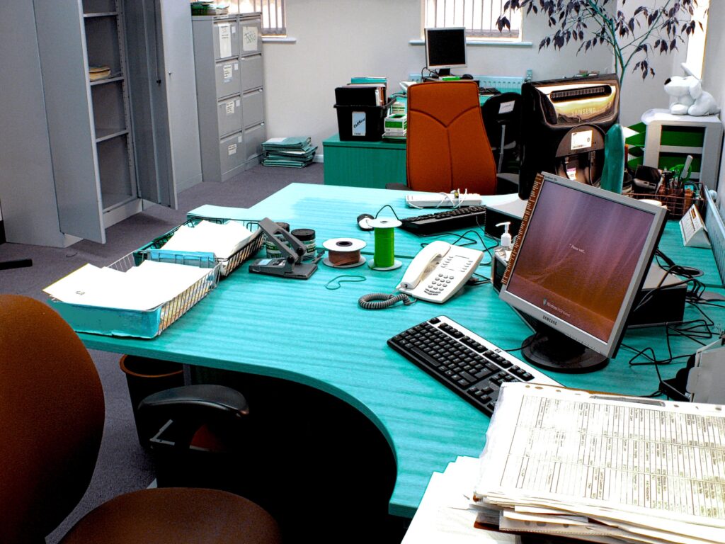 Landline vs VoIP Which Is Better for Your Business in 2025